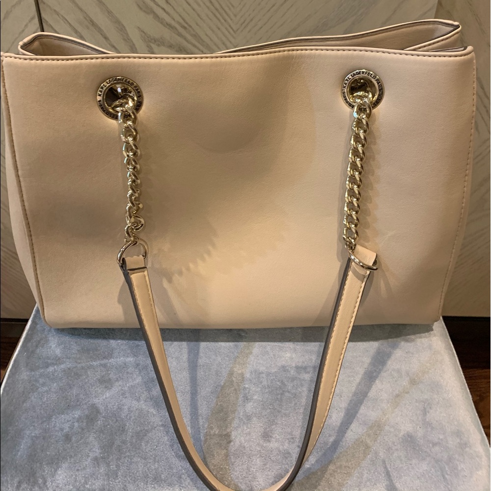 SOLD 🎀 Karl Lagerfeld Tote in leather. - Picture 3 of 8